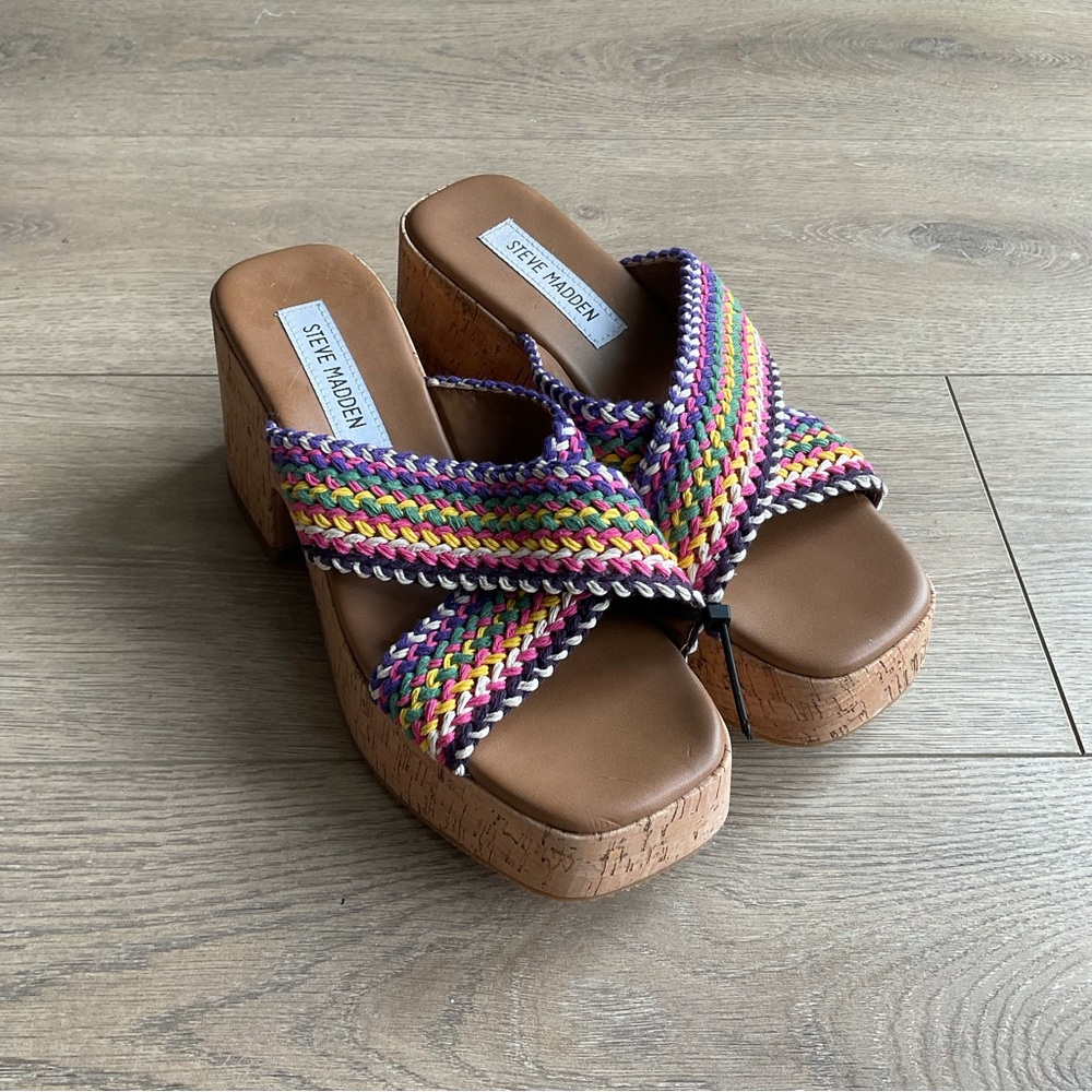 Steve Madden platform sandals